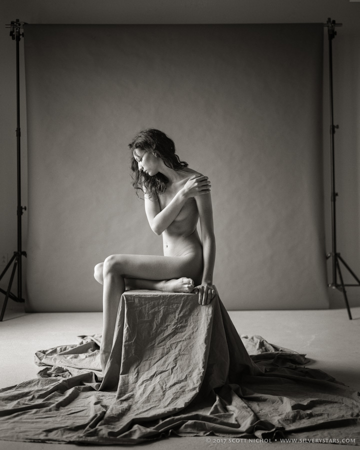 Stolen, Absent Trust