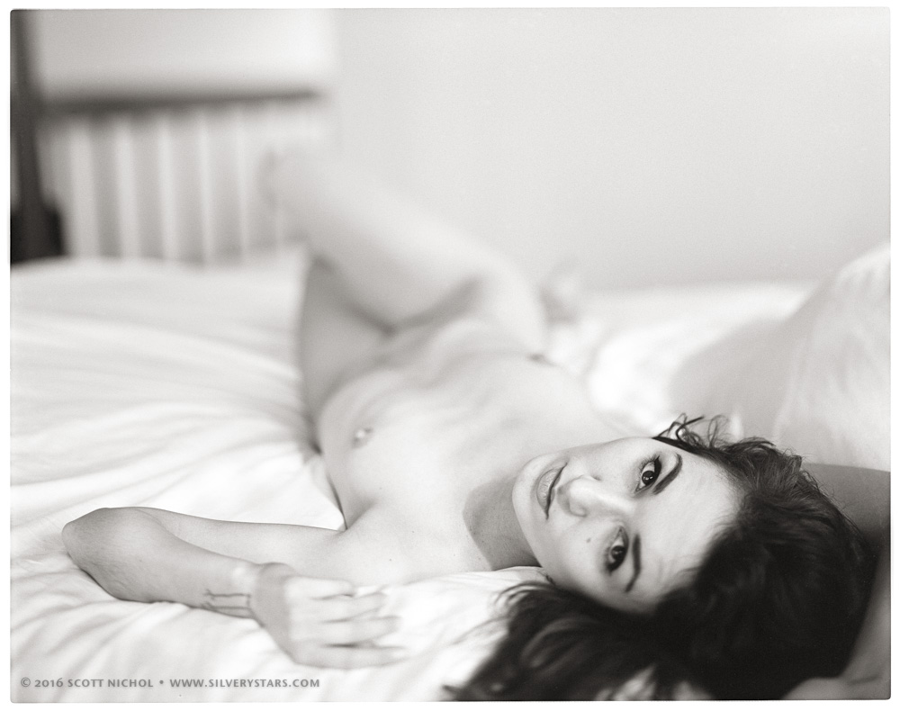 Zoe CW - Come Hither